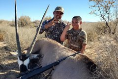Oryx bull glassed during a spot-and-stalk hunt in southern New Mexico